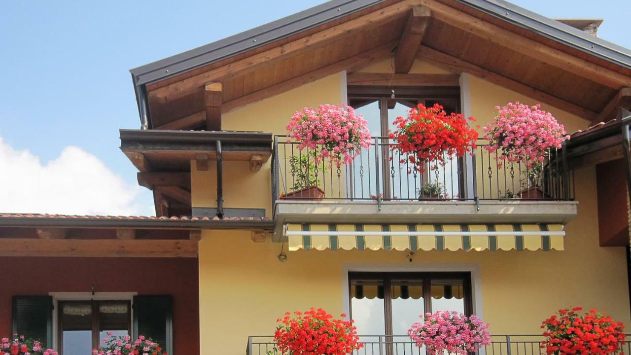 B&B Doria Valle Maira Roccabruna Exteriör bild